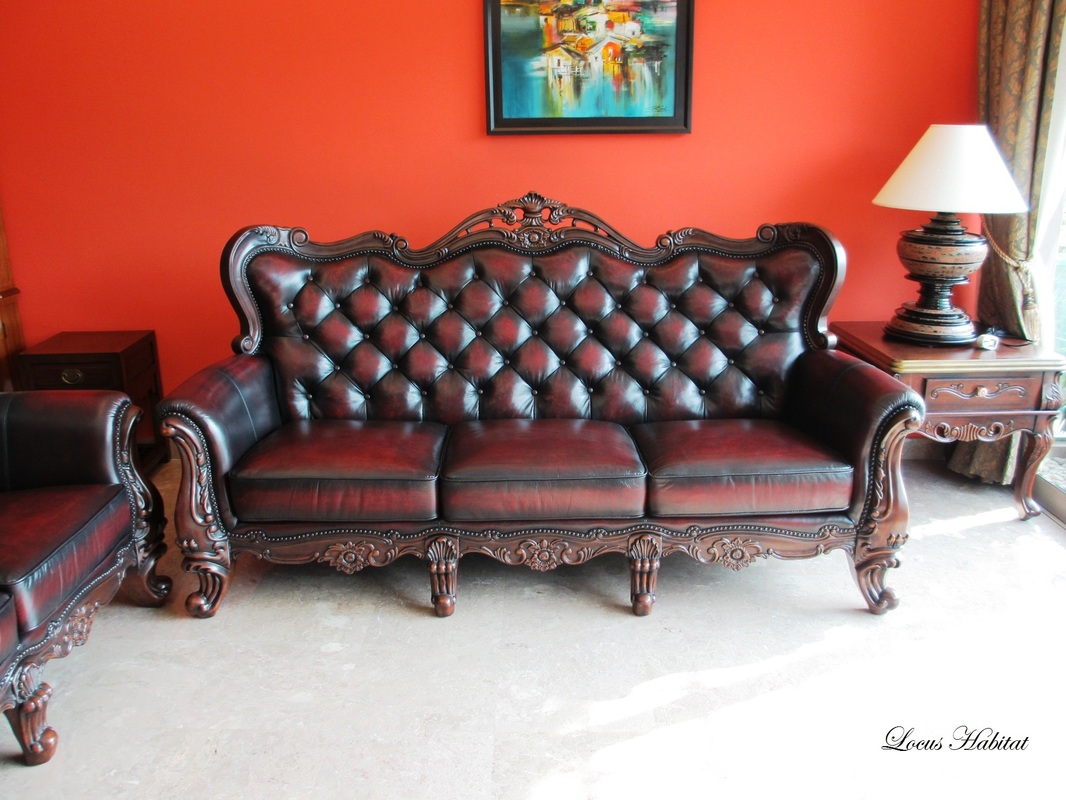 Classic Grand Sofa